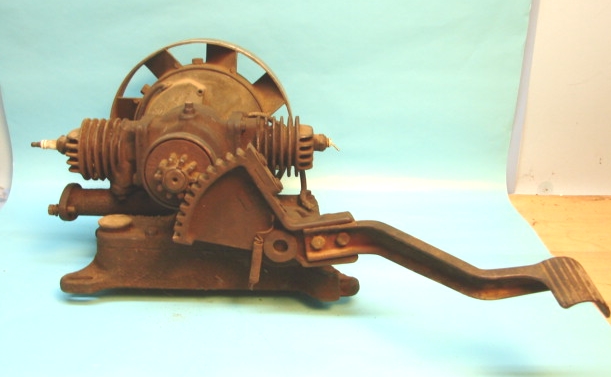 Photos of Maytag Twin Washing Machine Motor Engine Hit & Miss 72D